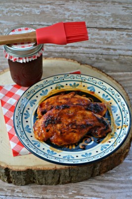 Homemade BBQ Sauce recipe from The Ranting Ginger featured on Monday Funday Linky Party