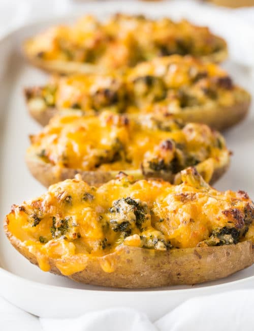 Broccoli ranch twice baked potatoes - this stuffed potato recipe is a twist on a classic recipe. Serve these at your next bbq or grill out!