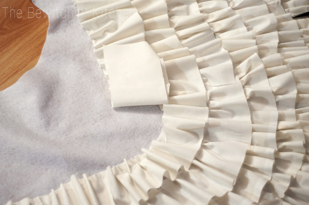 DIY Ruffled Tree Skirt | The Bewitchin' Kitchen