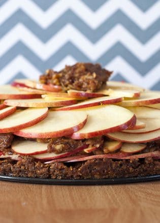 Raw Apple Pie recipe