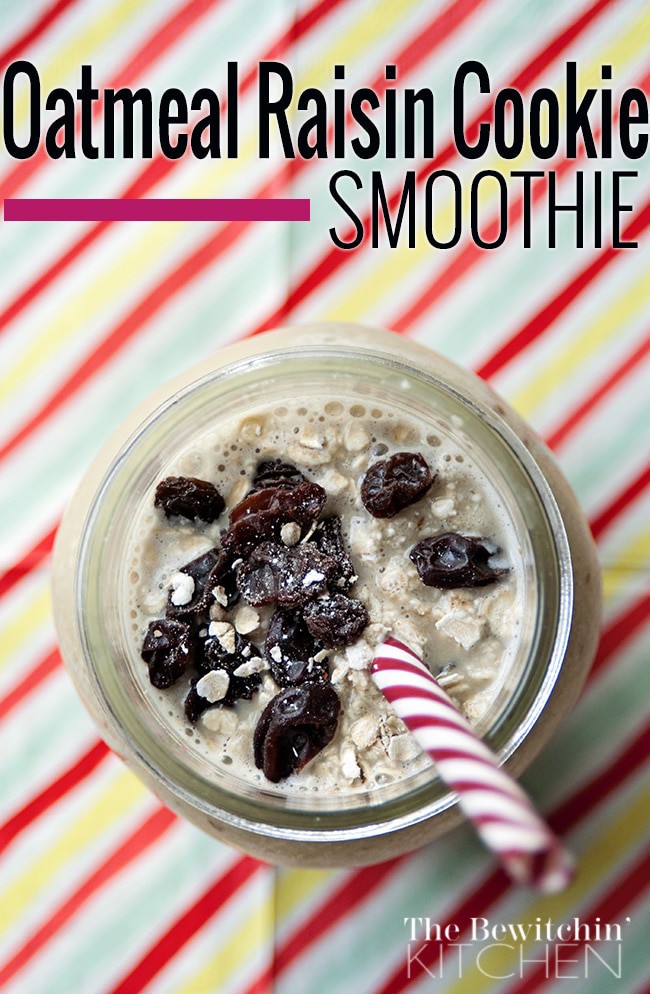 Oatmeal Raisin Cookie Shake - this healthy smoothie recipes helps you conquer your sweet tooth cravings but keeps you on track. So yummy! |thebewitchinkitchen.com