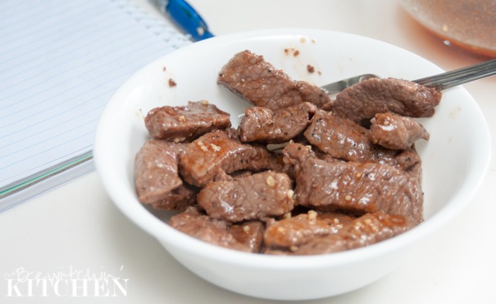 Maple Sriracha Beef Stir Fry - A delicious and healthy stir fry using sriracha sauce. Find more clean eating and gluten free recipes at TheBewitchinKitchen.com