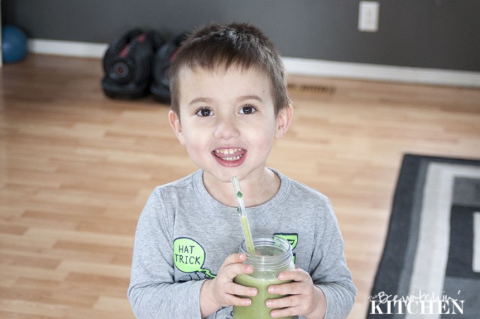 Tropical Power Smoothie - don’t let the green fool you. This power smoothie is loaded with antioxidants, vitamins and protein PLUS it tastes like a tropical vacation. Great for picky toddlers | The Bewitchin’ Kitchen