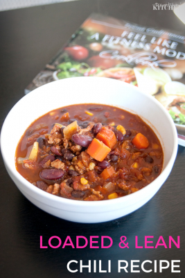 THE BEST CHILI EVER - Super lean and healthy chili recipe from Teena's Fitness. Ground chicken or ground turkey works well with this healthy recipe.