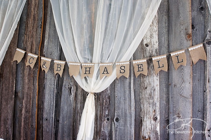 Rustic wedding ideas. These DIY wedding decorations are amazing and look incredibly cute when put together. From wedding decor, to signage to wedding cakes. | The Bewitchin' Kitchen