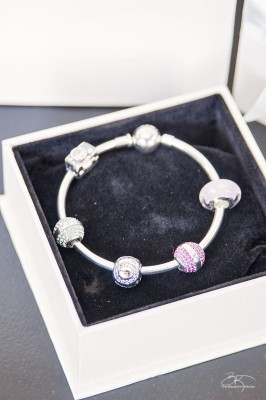 These bracelets and charms from Soufeel are beautiful. Makes amazing gifts for Mother's Day, Graduations and weddings.