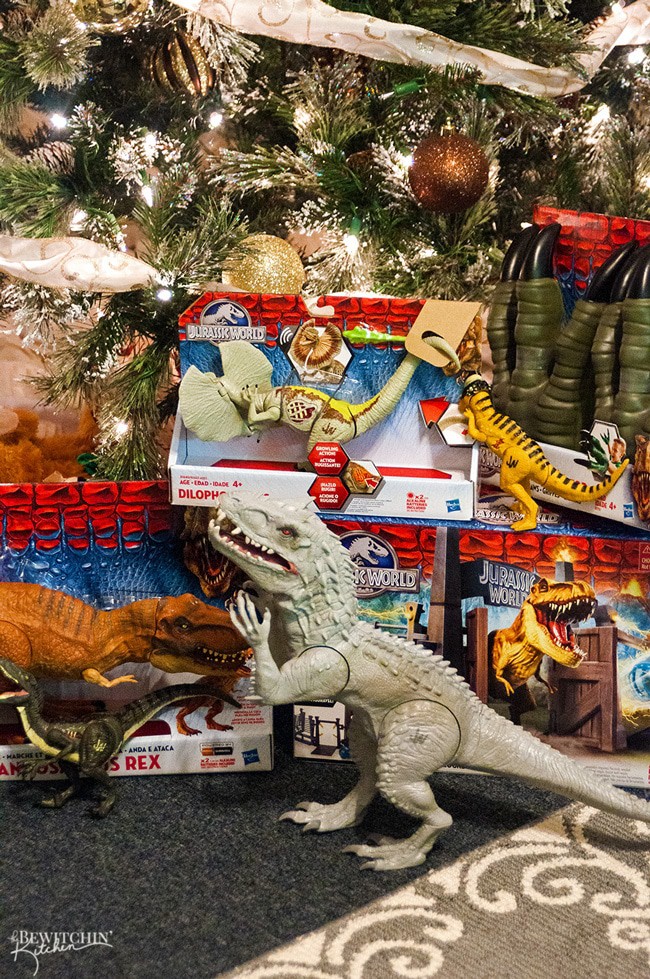 Jurassic World gifts for the dinosaur super fan. My son is obsessed with dinosaurs, these make great Christmas gifts and Birthday presents for dinosaur lovers of all ages.