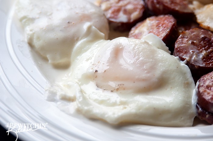 This Ukrainian Christmas Breakfast recipe is a Christmas morning tradition for my family. Perogies, ukrainian sausage, eggs and lots of cream. It's not the number 1 choice for weight loss, but it's the perfect cheat day meal. | The Bewitchin Kitchen