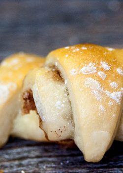 Rugelach recipe: the easiest pastry recipe! Perfect for Christmas baking and exchanges. This dessert recipe was given to me by a dear friend who got it from her grandmother. | The Bewitchin Kitchen