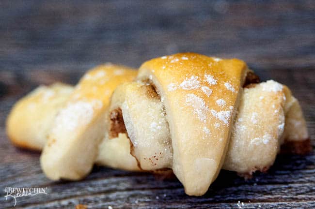 Rugelach recipe: the easiest pastry recipe! Perfect for Christmas baking and exchanges. This dessert recipe was given to me by a dear friend who got it from her grandmother. | The Bewitchin Kitchen