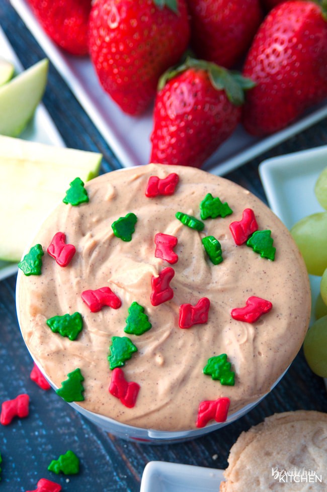 Gingerbread Dessert Dip - this no bake cheesecake dip is so easy and perfect for the winter holidays. Uses Truvia's Brown Sugar Blend to keep it as low calorie as possible. | thebewitchinkitchen.com