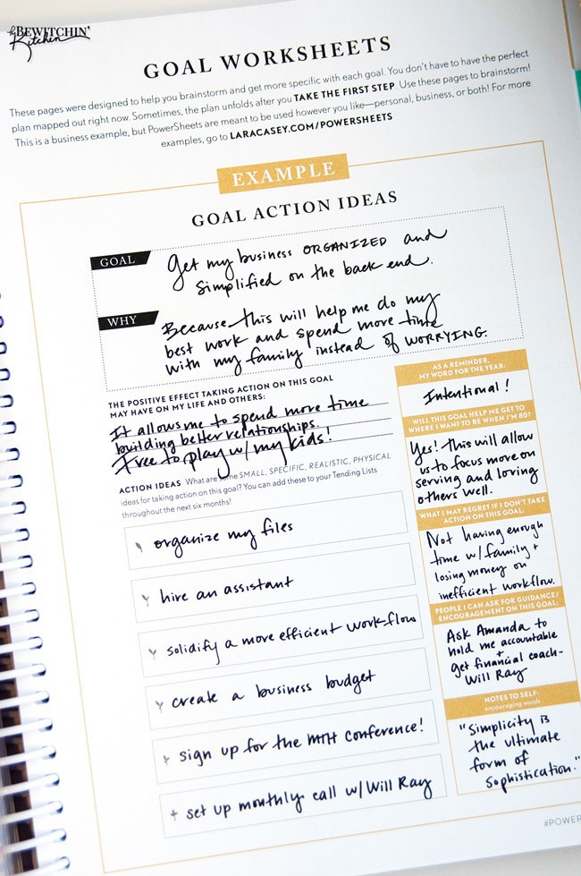 The 2016 Make It Happen Powersheets from the Lara Casey Shop! Here's a sneak peak at my order, I'm so excited to get started. Setting goals and crushing them to be the best girl boss out there! | thebewitchinkitchen.com