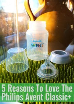 5 reasons to love the Philips Avent Classic+ Baby Bottle. Share this with your new mom friends!