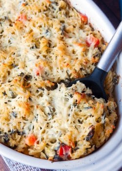 Spinach Artichoke Jalapeno Bake. This gluten free spinach artichoke pasta recipe is the ultimate comfort food. Mac and cheese meets spinach and artichoke dip, topped with parmesan and jalapenos. | thebewitchinkitchen.com