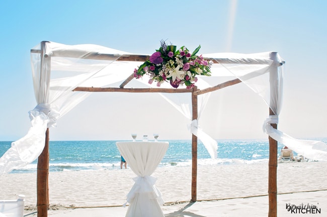 The Riu Palace Pacifico is a great destination wedding location. It's beautiful and the beach is perfect. A great place to add on your travel bucket list. Love the Riviera Nayarit in Mexico!