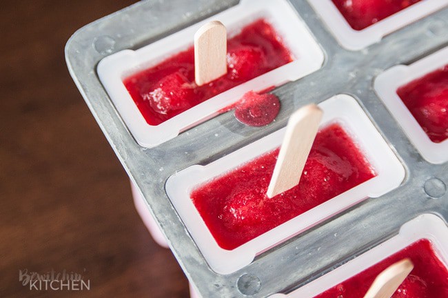 Berry and Beet Popsicles - don't let the hidden vegetable scare you. This homemade ice pop recipe is a refreshing and sweet way to beat the heat this summer. Picky eater approved!