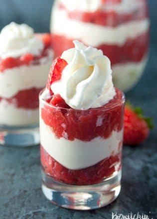 Strawberry Rhubarb Parfaits - an easy no bake dessert using greek yogurt and strawberry rhubarb pie filling.