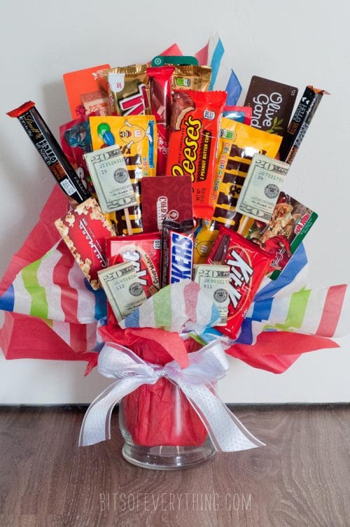 5 candy bouquets that are not only an easy DIY craft but a great homemade gift.