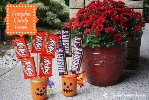 Easy Halloween DIY Candy Bouquets. Perfect craft project for kids. 