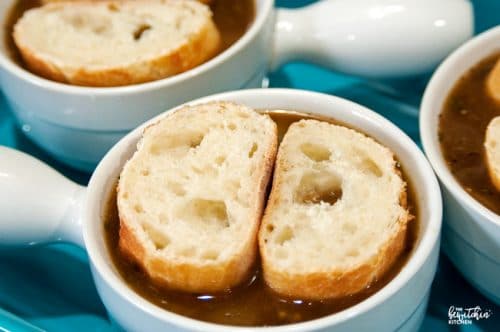Irish Onion Soup - it's french onion soup with a whiskey twist. A delicious soup recipe that's perfect for fall and winter.