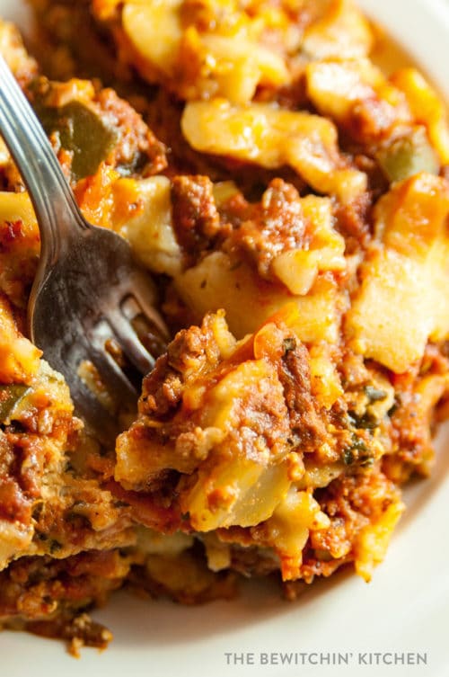 Healthy Crockpot Lasagne. This vegetable loaded lasagna recipe is made in the crockpot (or slowcooker) so it's easy and less work! Make it ahead of time for an easy weekday dinner.