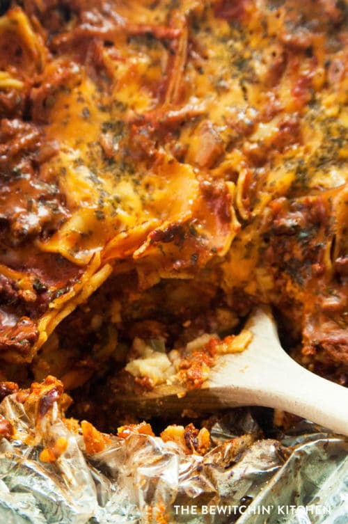 Healthy Crockpot Lasagne | The Bewitchin' Kitchen