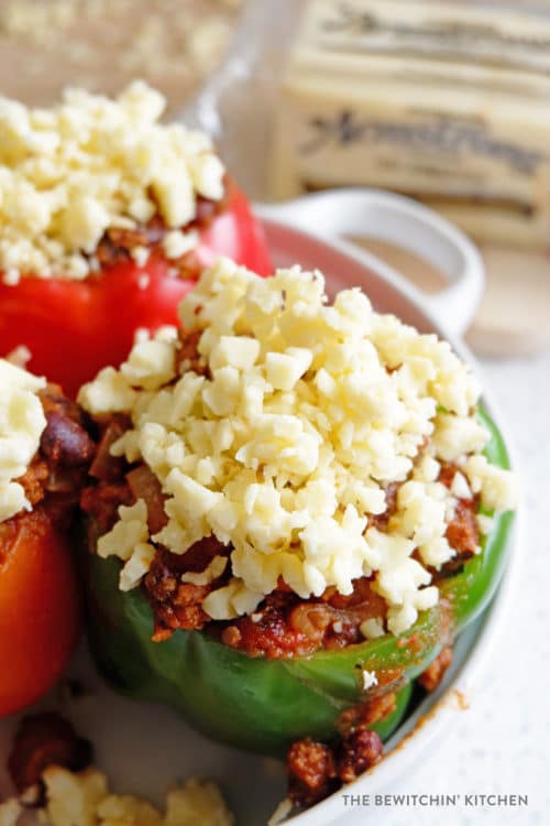 Healthy Chili Stuffed Peppers with Monterey Jack Jalapeno Cheese. Talk about comfort food! This family dinner recipe is easy to throw together, especially with leftover chili!