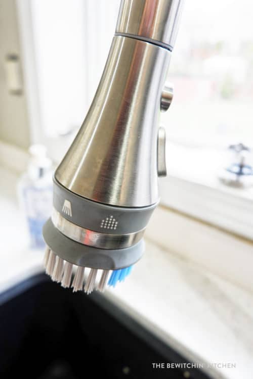5 tips for choosing a kitchen faucet what you need to know! After my kitchen renovation I chose the Huntley Kitchen Faucet. I love the scrub brush for washing fruits and vegetables! 