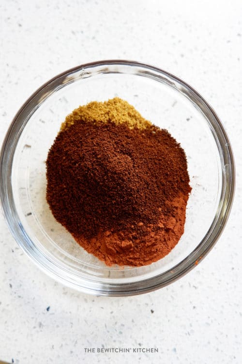 Smokey BBQ Rub - this delicious rub features coffee and cocoa which makes for a smoky grilled chicken.