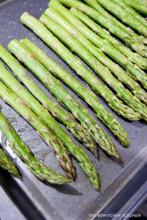 Roasted garlic asparagus with balsamic vinegar