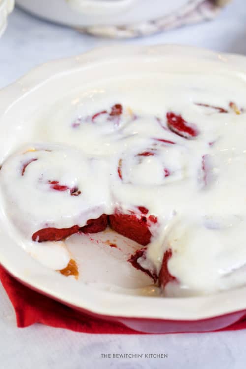 Christmas morning Cinnamon Rolls