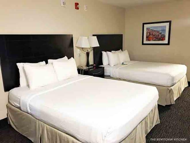 Hotel room near Disneyland, Grand Legacy at The Park