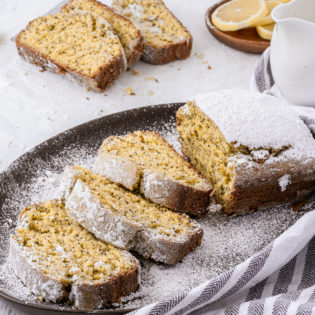 vegan lemon poppyseed cake