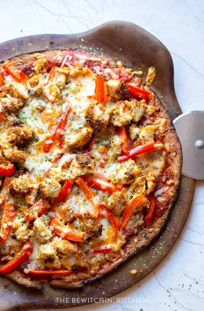 GF parmesan pizza with chicken and peppers