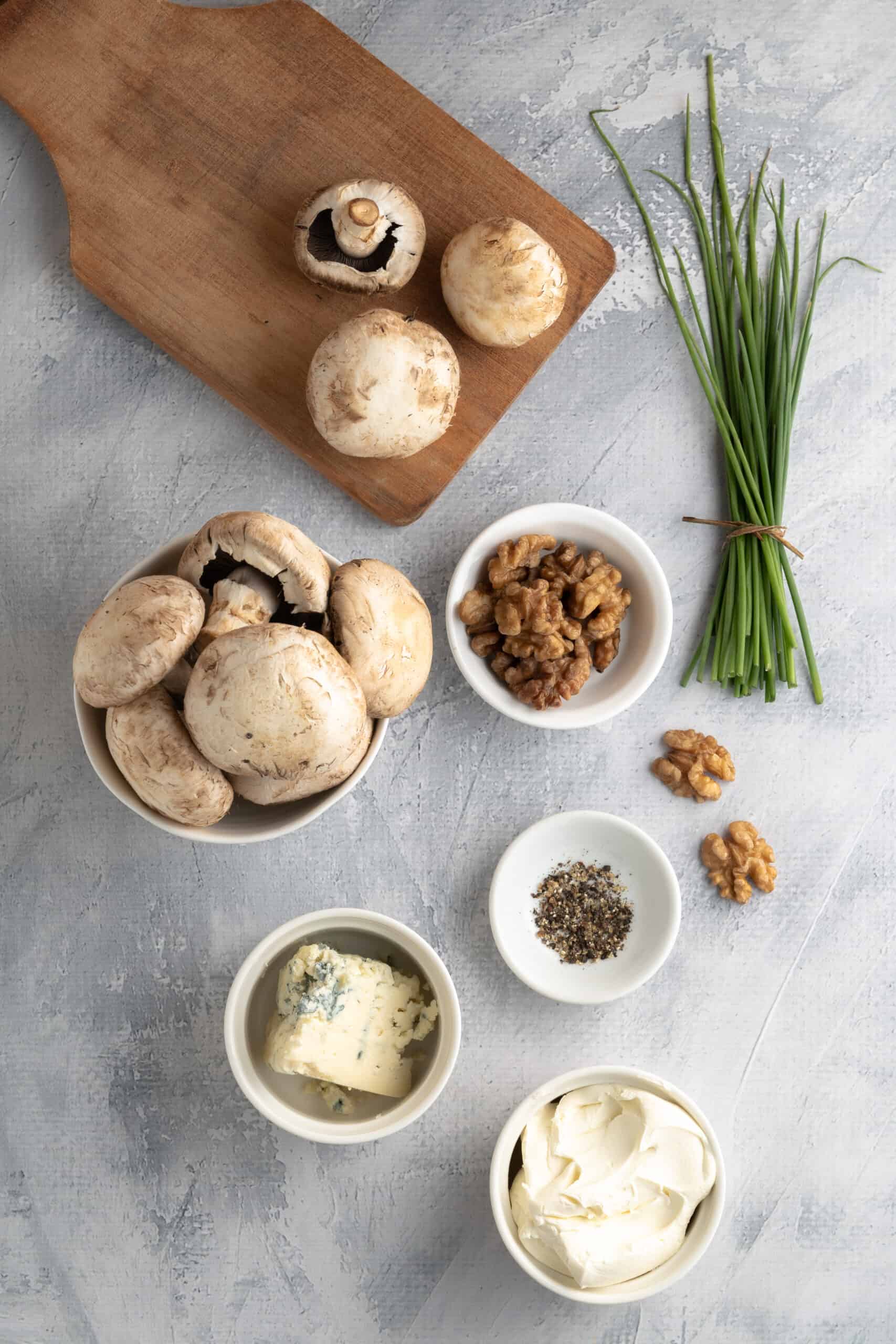 Ingredients for keto friendly Stuffed Mushrooms 